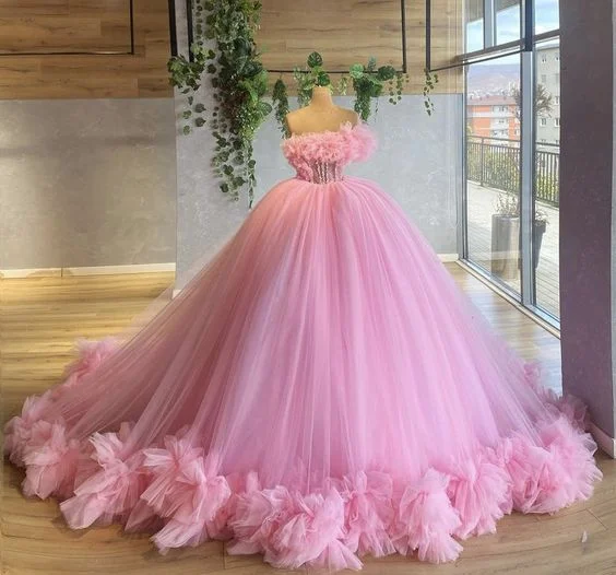 Women's Plus-Size Attire Evening Looks Tiered Ruffles Ball Gown Women Light Pink Tulle Party Dress Elegant Long Prom Dress Sweet 16 Dress