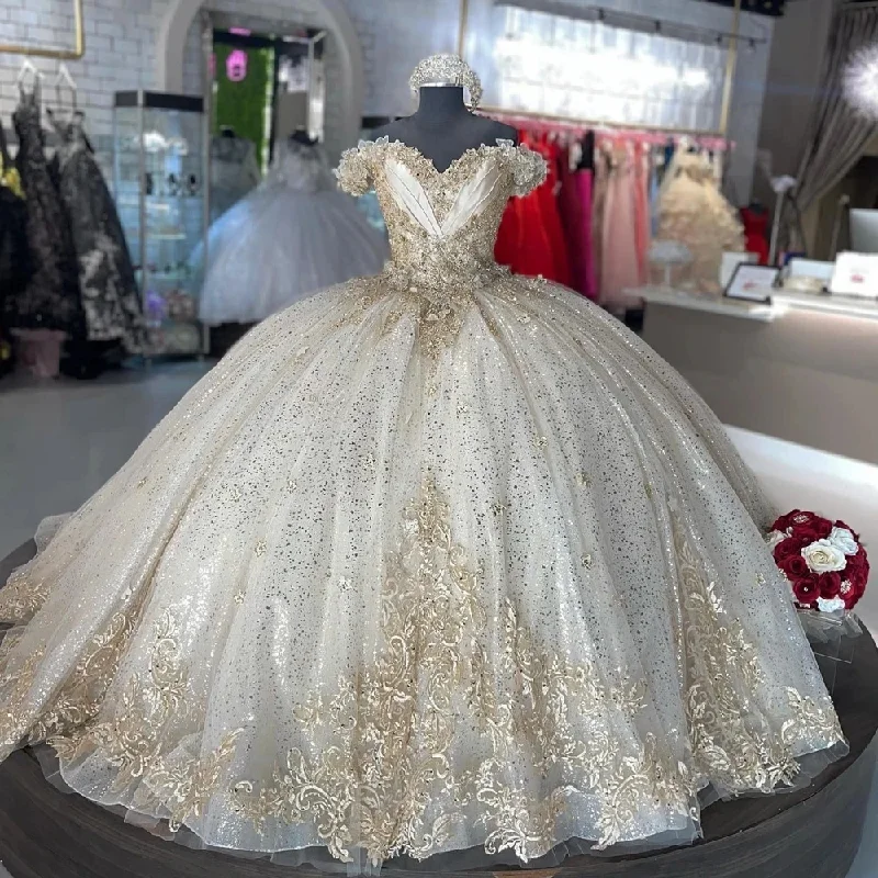 Women's Casual Apparel For Weekends High End Designer Brands Discount Glittering Quinceanera Dresses Vestidos De Años Ivory Champagne Lace Princess Dress Birthday Party Gowns Corset