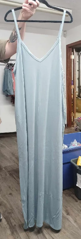 Women's Clothing Apparel Enjoy Discount Ash Gray/Light Green Maxi Dress