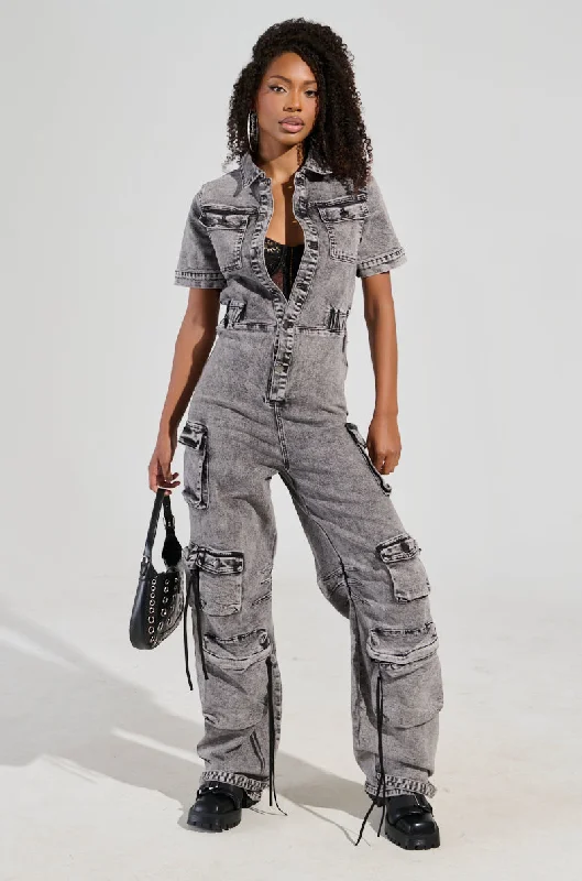 Women's Work Apparel Trendy Women's Wear Collection UTILITY CARGO DENIM JUMPSUIT IN GREY